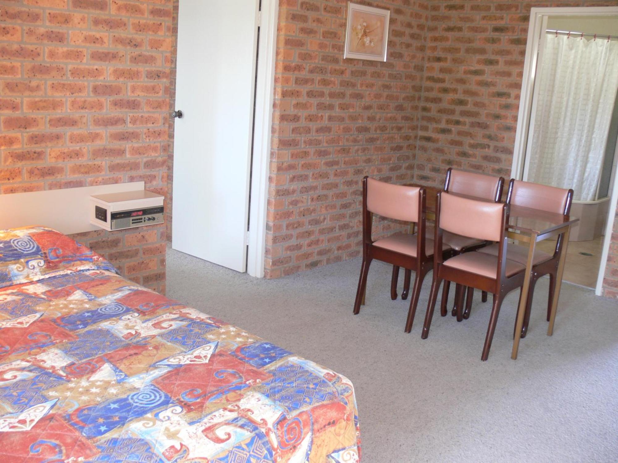 Settlement Motor Inn Deniliquin Εξωτερικό φωτογραφία