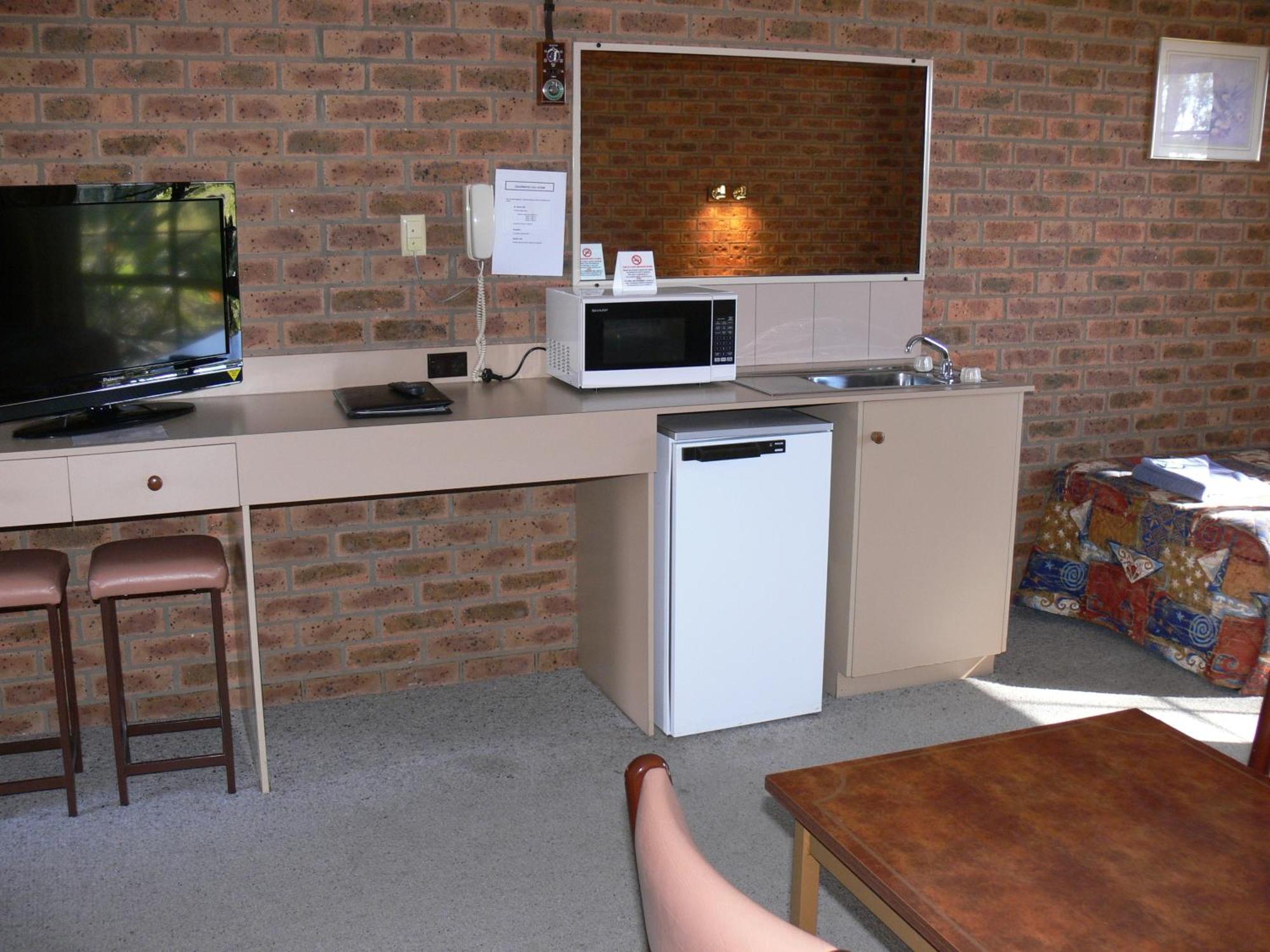 Settlement Motor Inn Deniliquin Εξωτερικό φωτογραφία